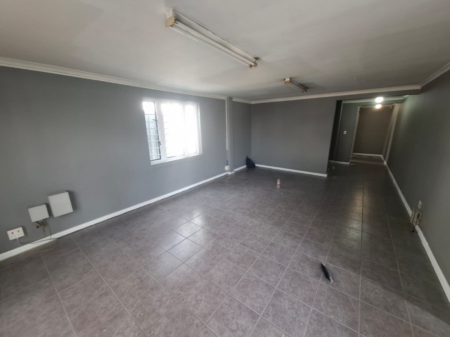 To Let Commercial Property for Rent in Stikland Industrial Western Cape